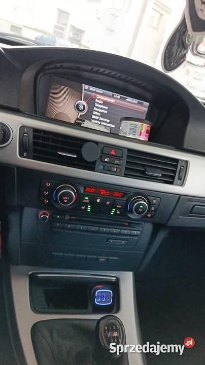 Używany BMW 320 2009 Srebrny Kombi