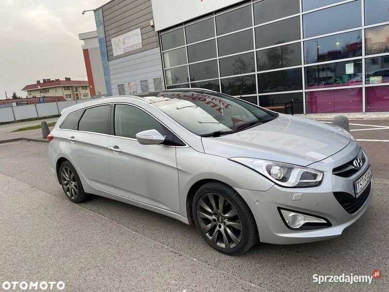Używany Hyundai i40 136 KM (100 kW) 2014 Grafitowy Sedan/Limuzyna