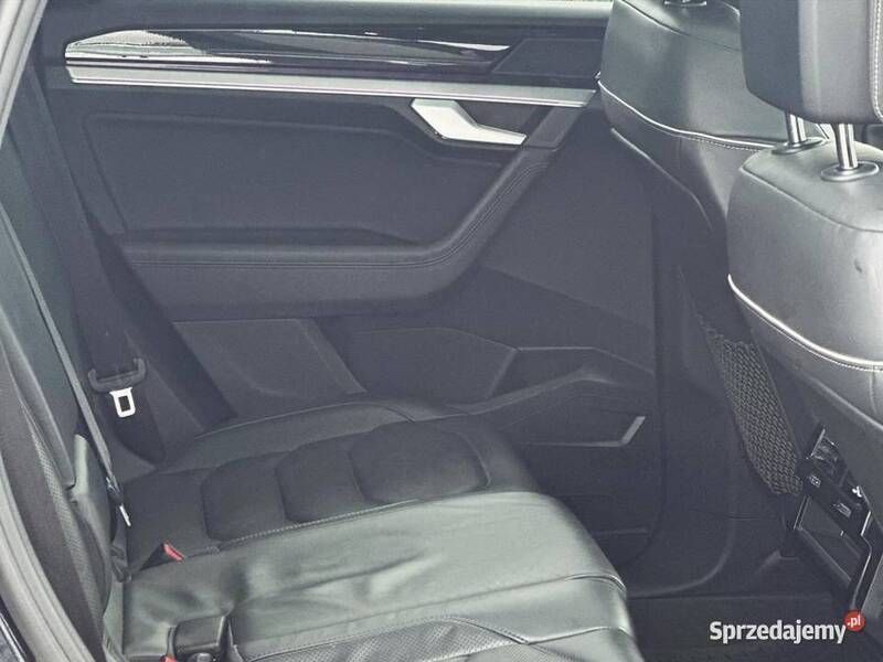 Czarny Używany 2019 VW Touareg SUV | 199 900 zł - Obraz 1/4