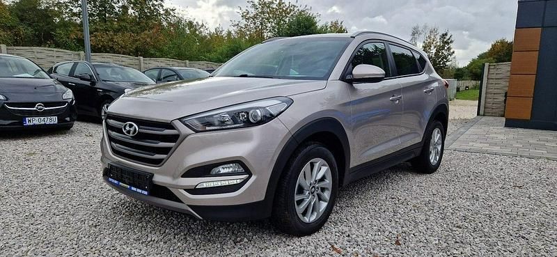 Używany Hyundai Tucson 116 KM (85 kW) 2016 Szary (metalik) SUV