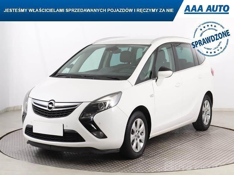 Używany Opel Zafira 136 KM (100 kW) 2014 Biały Minivan