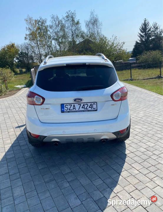Używany 2010 Ford Kuga SUV | 32 000 zł (Uczciwa cena) - Obraz 1/4