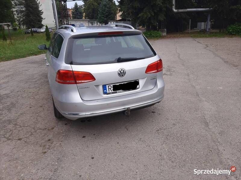 Używany VW Passat 2011 Srebrny Sedan/Limuzyna