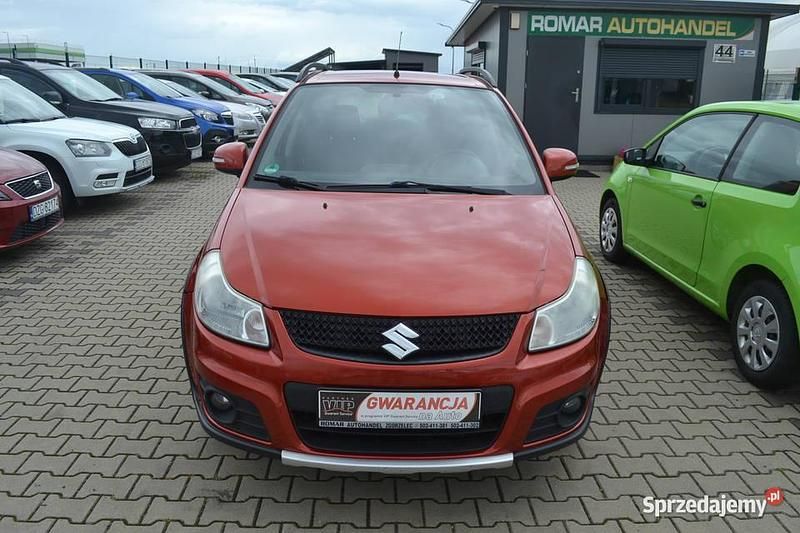 Czerwony Używany 2012 Suzuki SX4 Hatchback | 17 500 zł (Uczciwa cena) - Obraz 1/4