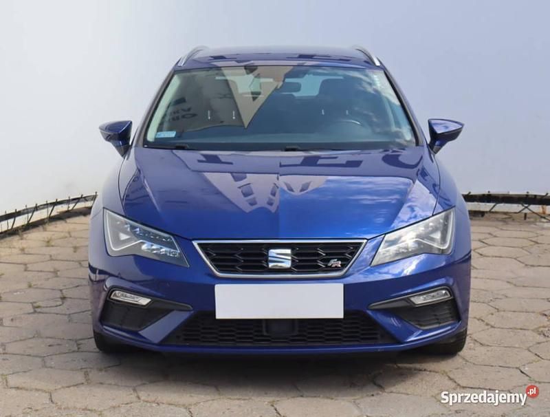 Niebieski Używany 2018 Seat Leon Kombi | 62 999 zł (Uczciwa cena) - Obraz 1/4