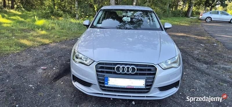 Szary Używany 2015 Audi A3 Sedan/Limuzyna | 45 000 zł (Uczciwa cena) - Obraz 1/4