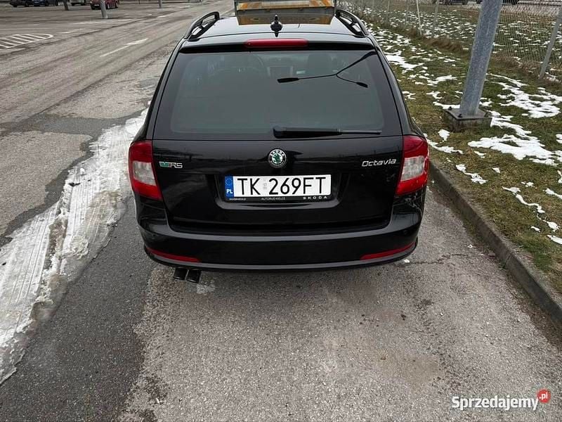 Używany Skoda Octavia vRS 2011 Czarny Kombi