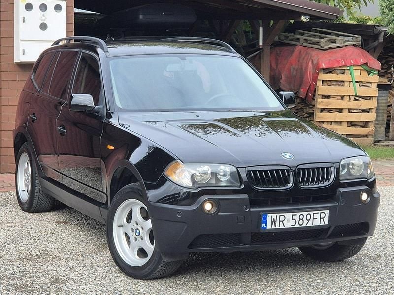 Czarny Używany 2005 BMW X3 SUV | 16 900 zł (Uczciwa cena) - Obraz 1/4