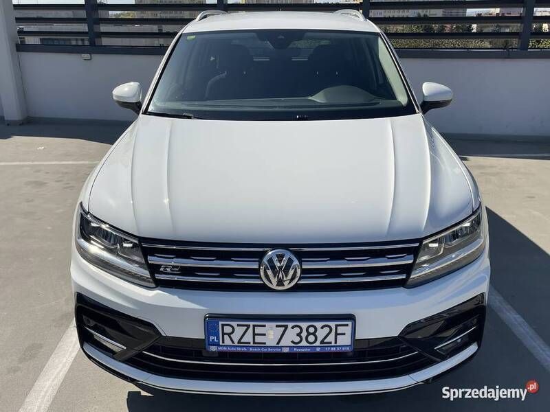 Biały Używany 2020 VW Tiguan R-line SUV | 111 900 zł (Drogi) - Obraz 1/4