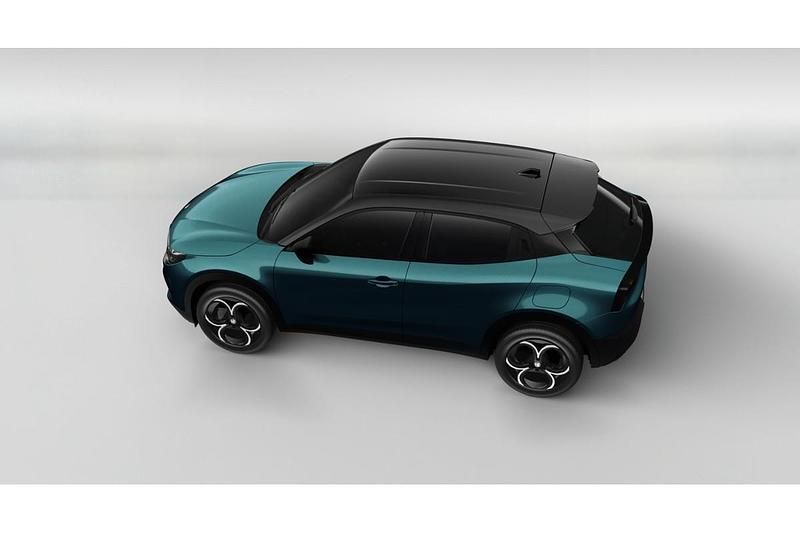 Nowe Alfa Romeo Junior 145 KM (106 kW) 2025 Lakier metalizowany niebieski z czarnym dachem  navigli SUV