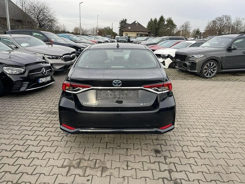 Używany Toyota Corolla 140 KM (102 kW) 2025 Czarny Sedan/Limuzyna