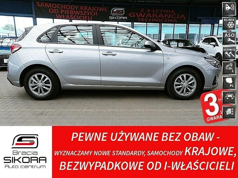 Brązowobeżowy Używany 2021 Hyundai i30 Hatchback | 54 900 zł (Uczciwa cena) - Obraz 1/4