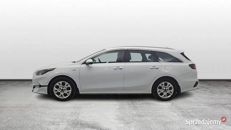 Biały Używany 2022 Kia Ceed Hatchback | 64 900 zł (Dobra cena) - Obraz 1/4
