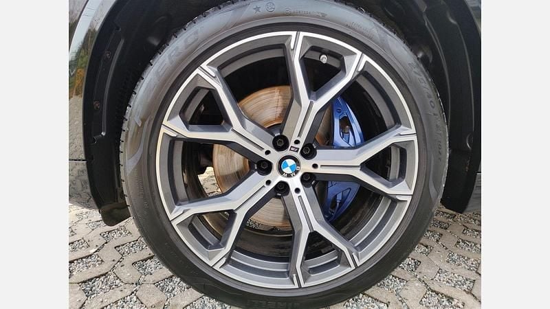 Używany BMW X5 Shadowline 231 KM (169 kW) 2021 Czarny szafir metalizowany SUV