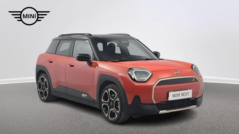 Używany Mini Aceman 160 kW (218 KM) 2024 Rebel red metalizowany SUV