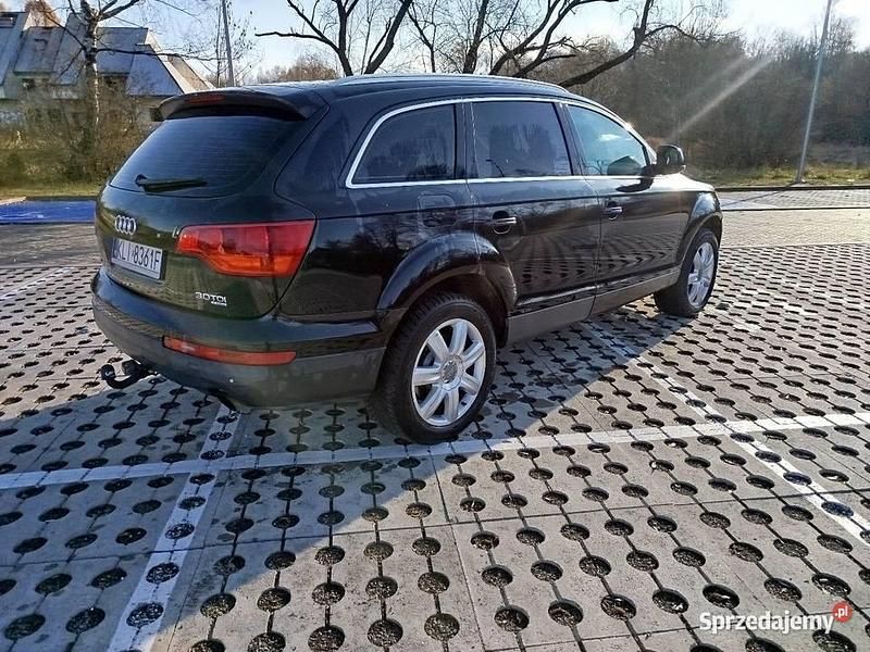 Używany Audi Q7 2006 Czarny SUV