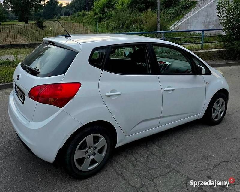 Używany 2011 Kia Venga Hatchback | 18 500 zł (Uczciwa cena) - Obraz 1/4