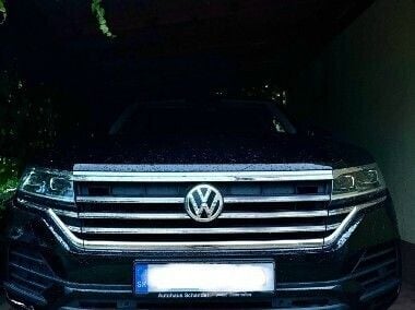 Czarny Używany 2019 VW Touareg Elegance SUV | 150 996 zł (Dość drogi) - Obraz 1/4