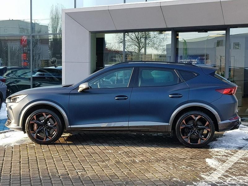 Używany Cupra Formentor 310 KM (228 kW) 2023 Niebieski ciemny SUV