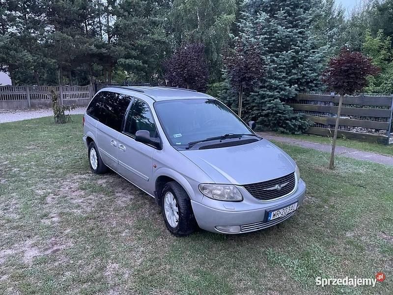 Srebrny Używany 2003 Chrysler Voyager Minivan | 6900 zł - Obraz 1/4