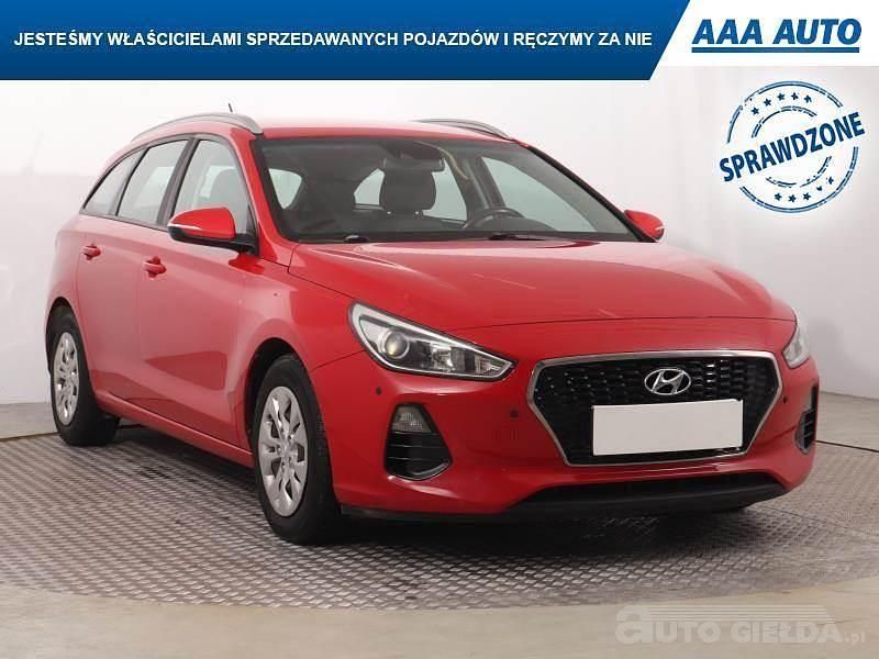 Czerwony Używany 2017 Hyundai i30 | 35 999 zł (Uczciwa cena) - Obraz 1/4