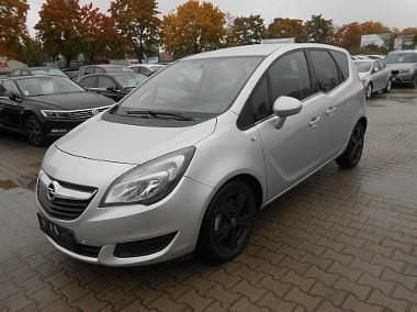 Srebrny Używany 2016 Opel Meriva Minivan | 32 900 zł (Uczciwa cena) - Obraz 1/4