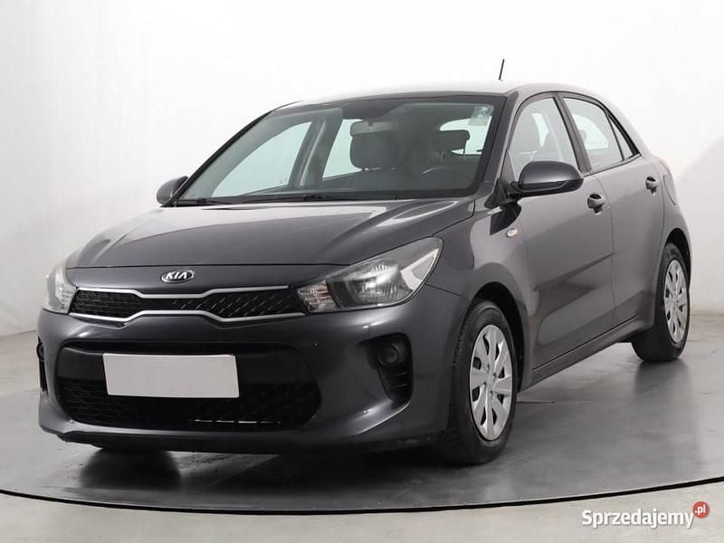 Używany Kia Rio 2018 Szary Hatchback