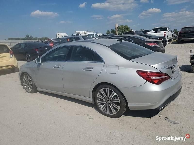 Srebrny Używany 2018 Mercedes CLA250 Sedan/Limuzyna | 51 000 zł - Obraz 1/4