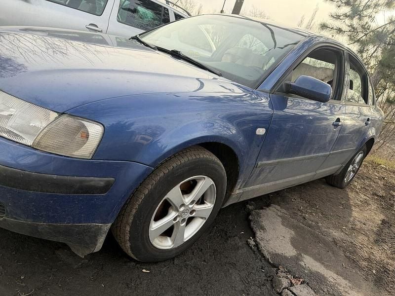 Używany VW Passat 110 KM (80 kW) 1998 Niebieski Kombi