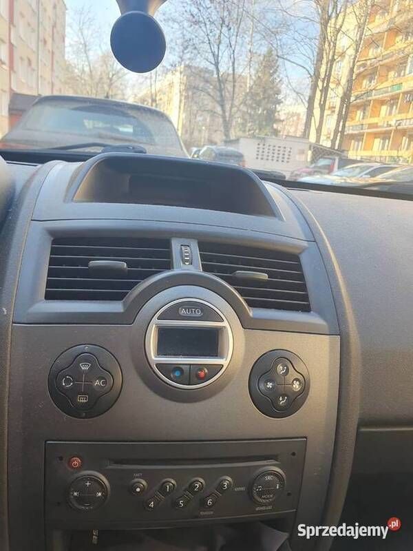 Używany Renault Mégane II 2005 Czarny Sedan/Limuzyna