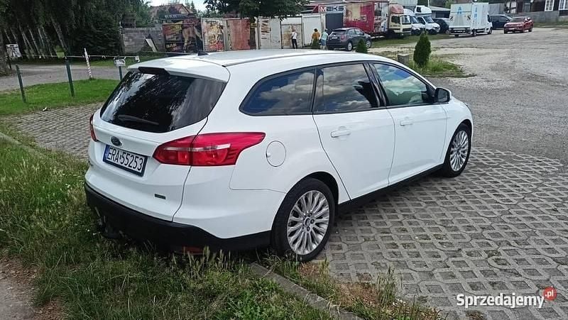 Używany Ford Focus 2017 Biały Kombi