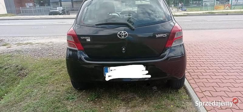 Używany 2010 Toyota Yaris | 6900 zł - Obraz 1/3