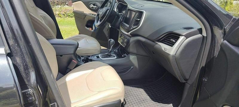 Używany Jeep Cherokee 2015 Czarny SUV