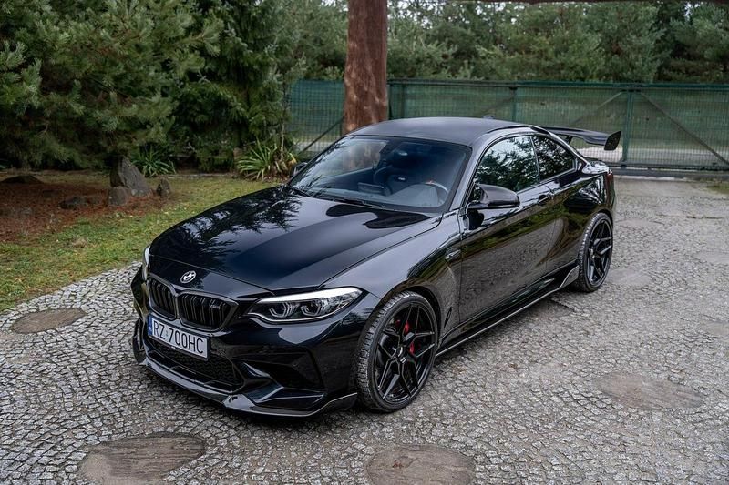 Używany BMW M2 550 KM (404 kW) 2018 Czarny (metalik) Coupe