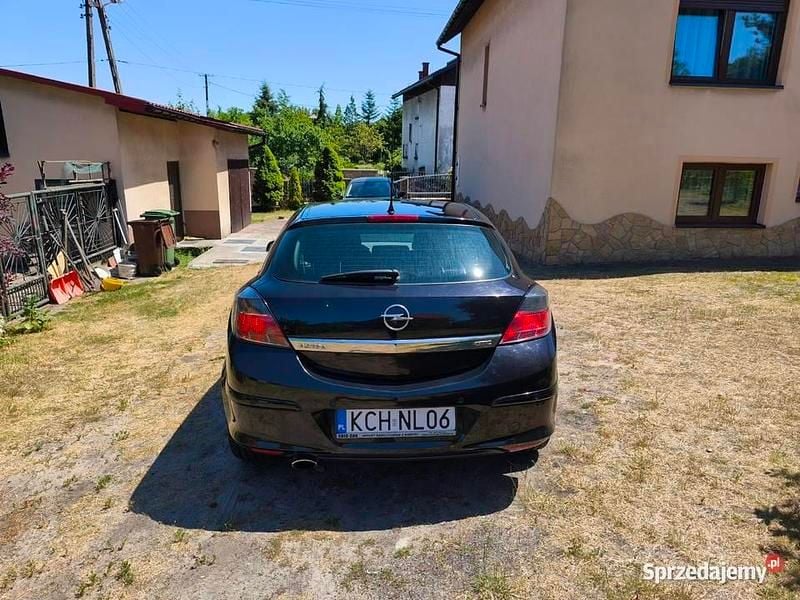 Używany Opel Astra GTC 2009