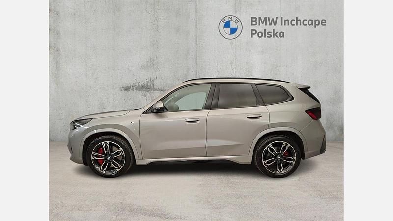 Używany BMW X1 Luxury Line 156 KM (114 kW) 2025 Srebrny space metalizowany SUV