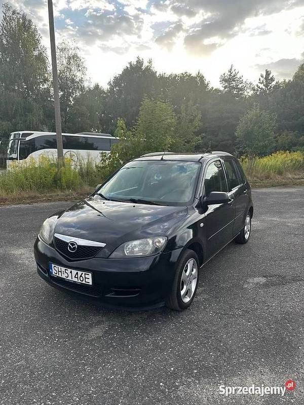 Czarny Używany 2003 Mazda 2 Hatchback | 4600 zł - Obraz 1/4