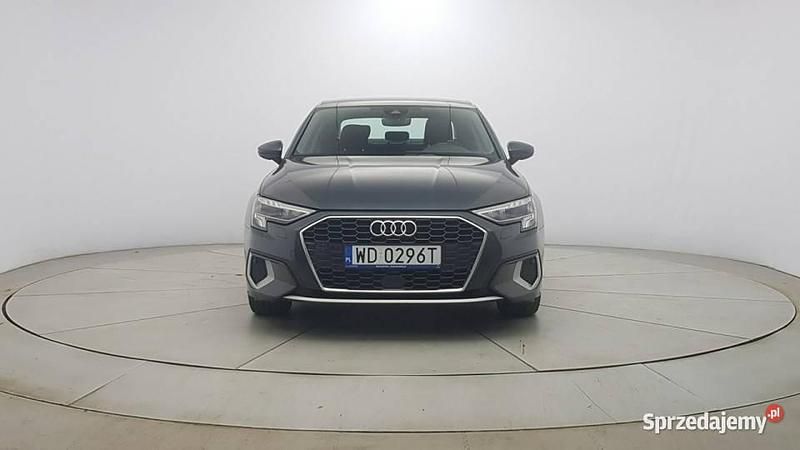 Szary Używany 2023 Audi A3 Advanced Sedan/Limuzyna | 109 850 zł (Uczciwa cena) - Obraz 1/4