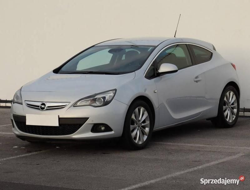 Używany Opel Astra 2012 Biały Hatchback
