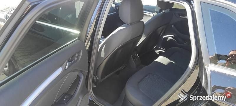 Używany Audi A3 2017 Czarny Hatchback