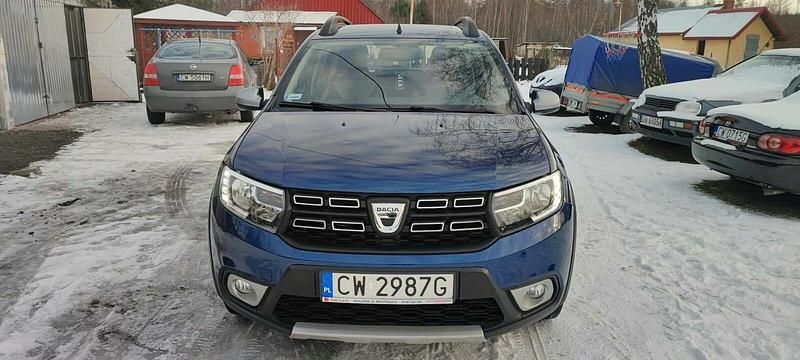 Używany Dacia Sandero 90 KM (66 kW) 2017 Niebieski Hatchback