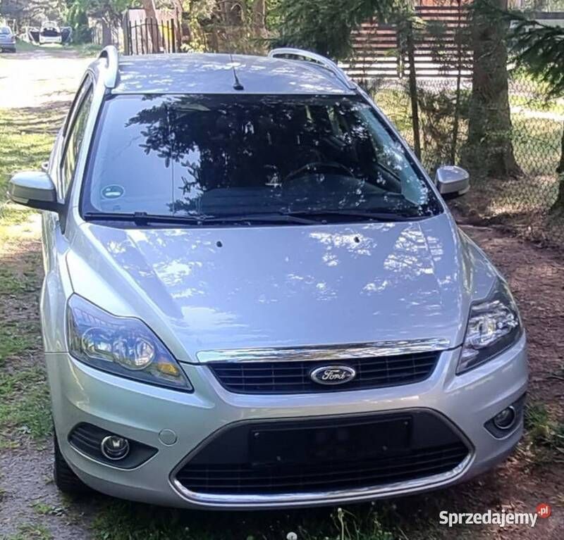Używany Ford Focus Titanium 2009 Srebrny Sedan/Limuzyna