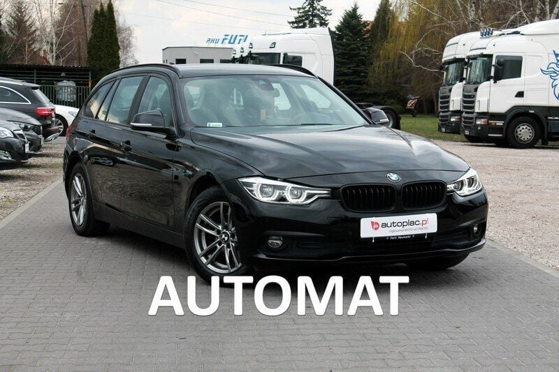 Czarny (metalik) Używany 2019 BMW 318 Kombi | 62 828 zł (Super Cena) - Obraz 1/4