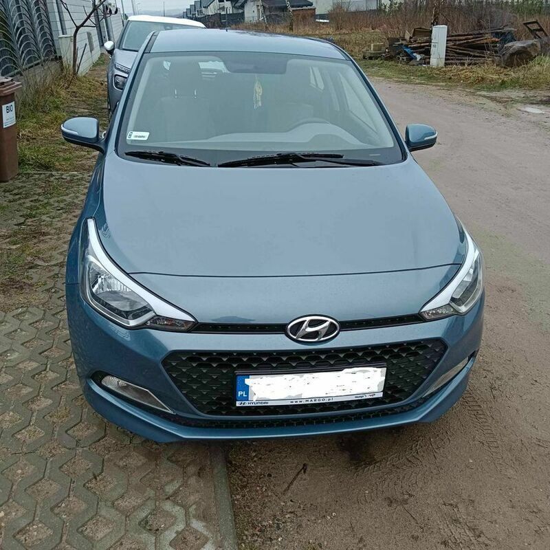Niebieski Używany 2017 Hyundai i20 Hatchback | 43 500 zł (Dość drogi) - Obraz 1/4