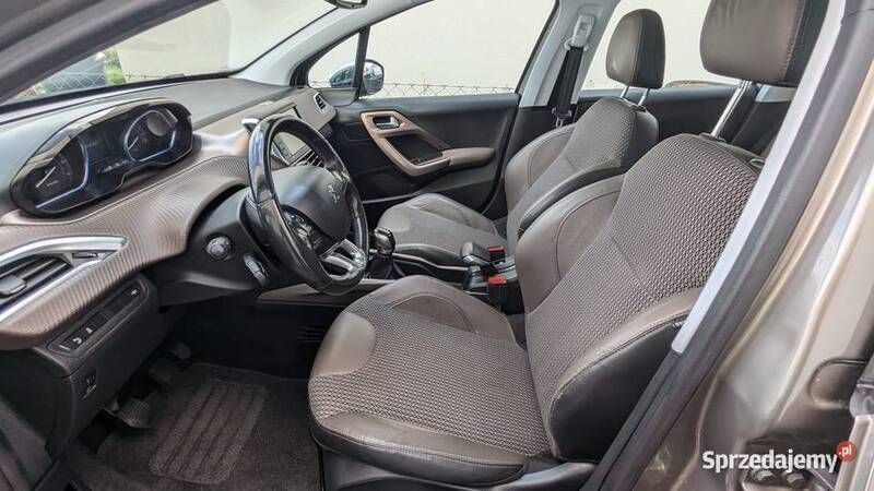 Beżowy Używany 2013 Peugeot 2008 SUV | 29 000 zł (Uczciwa cena) - Obraz 1/4