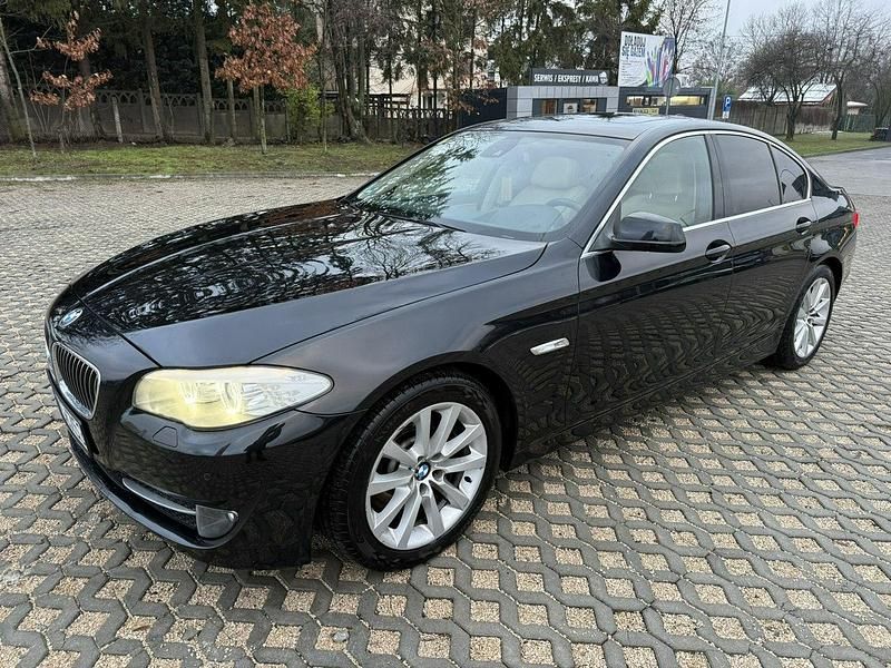 Czarny Używany 2010 BMW 530 Sedan/Limuzyna | 54 900 zł - Obraz 1/4