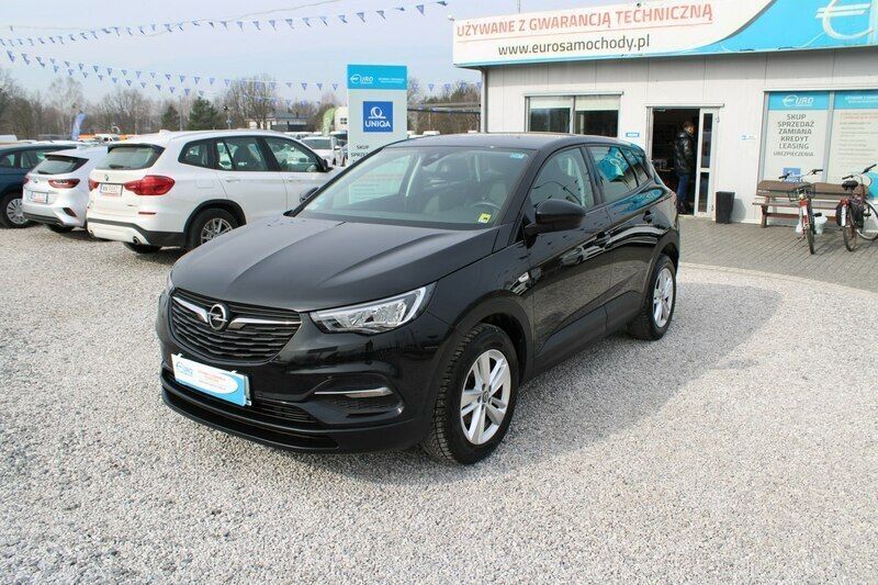 Czarny (metalik) Używany 2020 Opel Grandland X SUV | 52 764 zł (Uczciwa cena) - Obraz 1/3