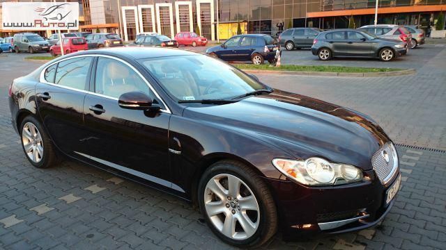 Używany Jaguar XF Premium Luxury 240 KM (176 kW) 2011 Bordowy (metalik, perła) Sedan/Limuzyna