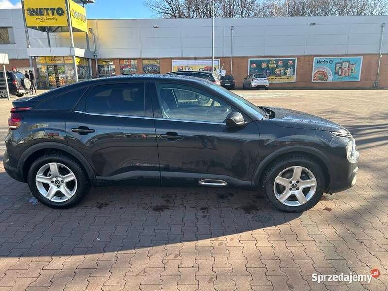 Używany Citroën C3 Shine 2021 Czarny Hatchback