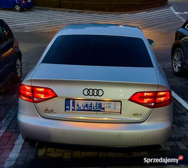 Srebrny Używany 2008 Audi A4 Sedan/Limuzyna | 24 000 zł (Uczciwa cena) - Obraz 1/4